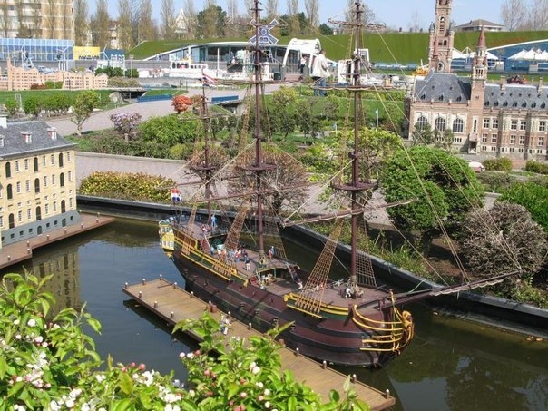 Нидерланды в миниатюре в парке Мадюродам, Гаага.