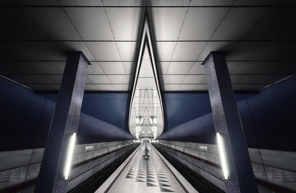 Космические станции метро в Мюнхене.