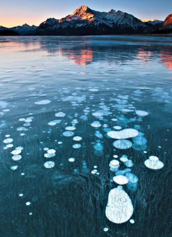 Озеро Авраам: смесь воды и метана