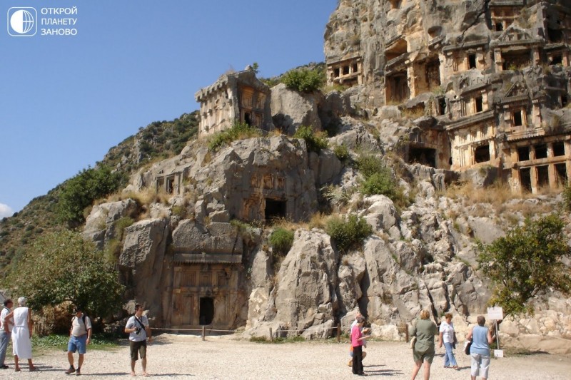 Ликийские гробницы в Мире
