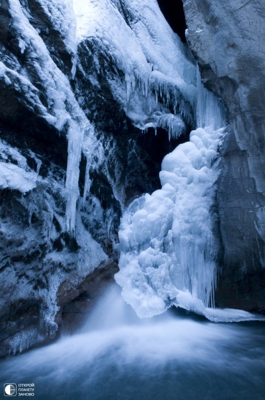 Замерзшие водопады