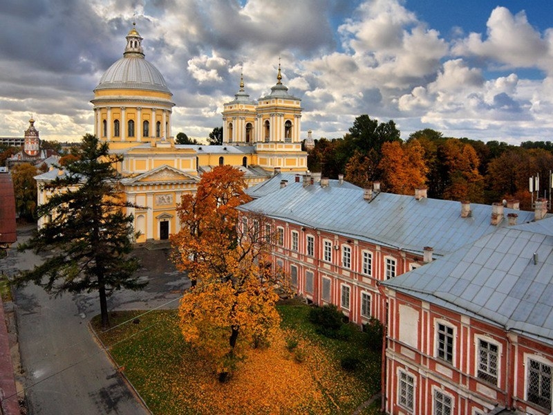 Александро-Невская Лавра в Санкт-Петербурге