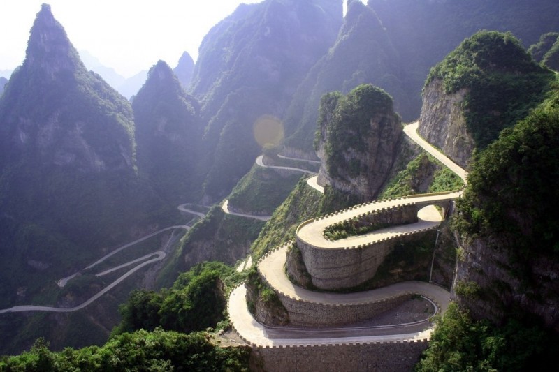 Впечатляющая китайская дорога - Дорога в небеса