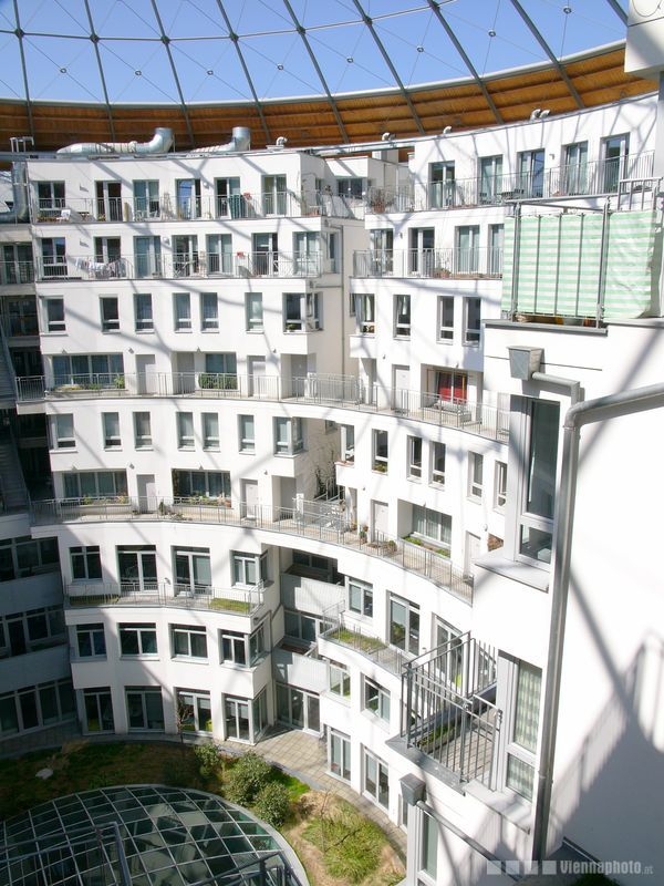 Венские газометры Венские газометры
