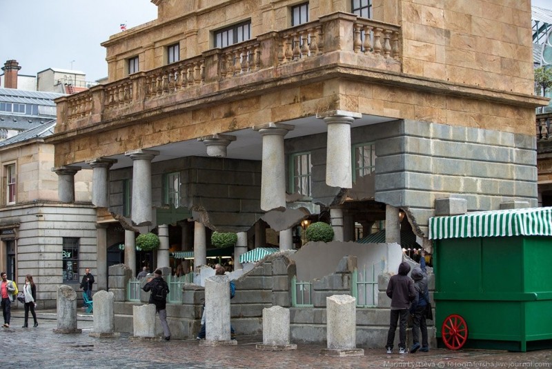 Летающий дом в центре Лондона Летающий дом в центре Лондона