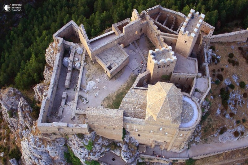 Замок Лоарре Замок Лоарре