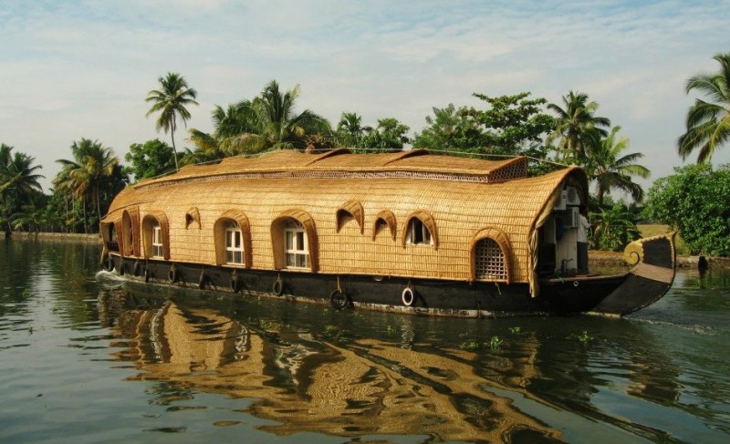 Дома-лодки в Керале, Индия