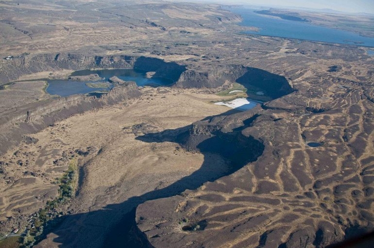 Сухие водопады. Водопад из Прошлого