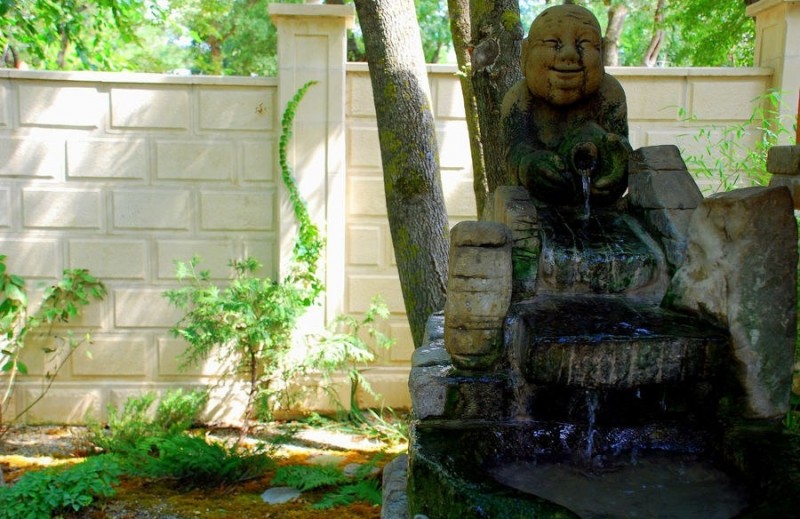 Старый парк в поселке Кабардинка Краснодарский край. Старый парк в поселке Кабардинка Краснодарский край.
