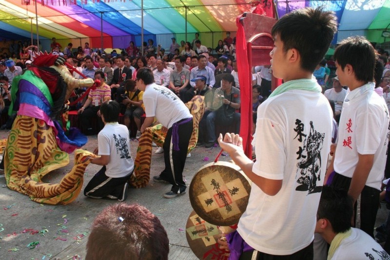 Фестиваль булочек в Чхенчау (Китай)