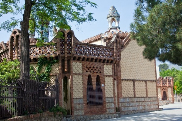 Усадьба Гуэля в Барселоне