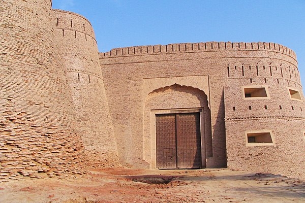 Крепость Деравар 7
