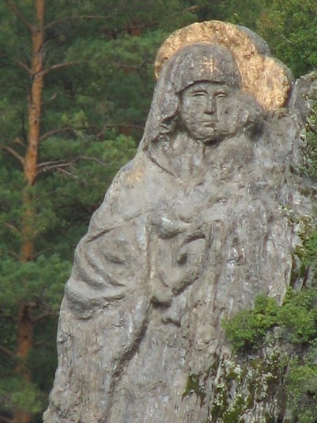 Храм Иоанна Богослова на острове Патмос (Республика Алтай) Храм Иоанна Богослова на острове Патмос (Республика Алтай)