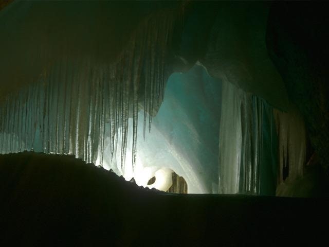 Эйсрайзенвельт: самая большая ледяная пещера (Австрия)