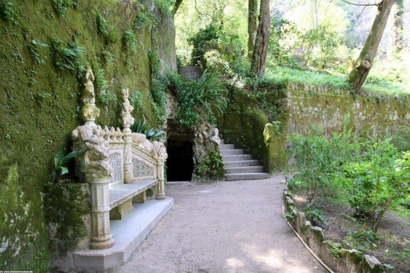 Сказочный дворец Кинта да Регалейра, Португалия 6