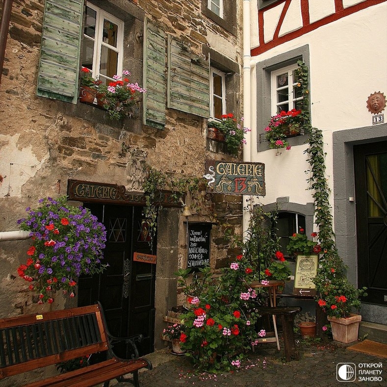 Крошечный и очень уютный городок Байльштайн (Beilstein), Германия