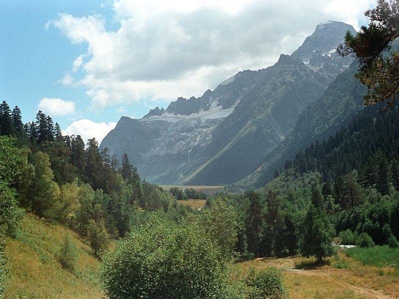 Долина реки София и Софийский хребет,  Карачаево-Черкесия, Россия