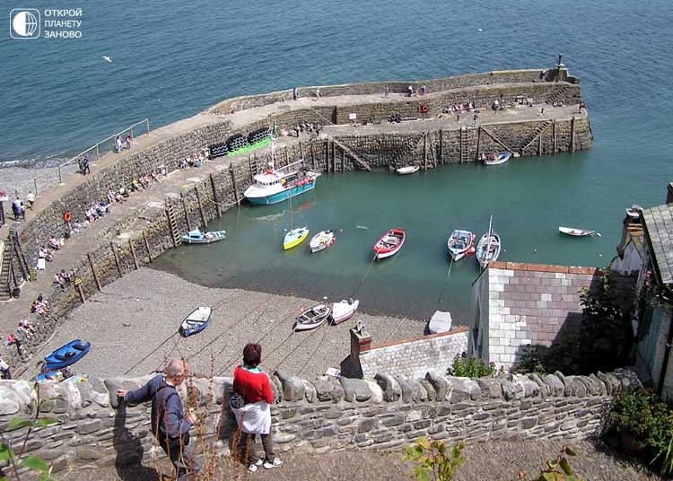 Кловелли (Clovelly) — маленькая рыбацкая деревня. Девон, Англия