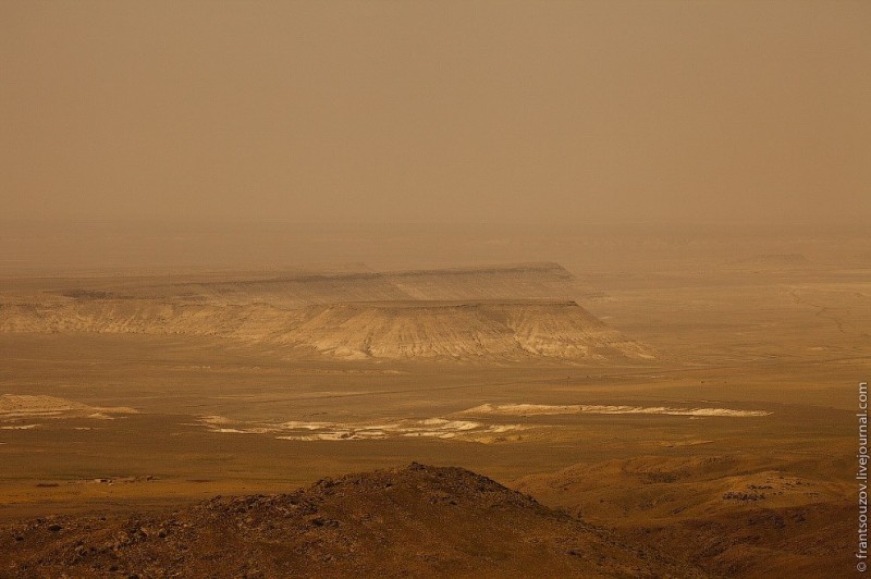 Марсианские пейзажи полуострова Мангышлак