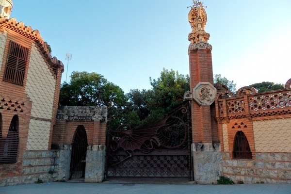 Усадьба Гуэля в Барселоне Усадьба Гуэля в Барселоне