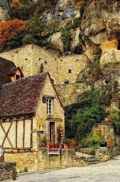 Средневековые деревеньки Франции