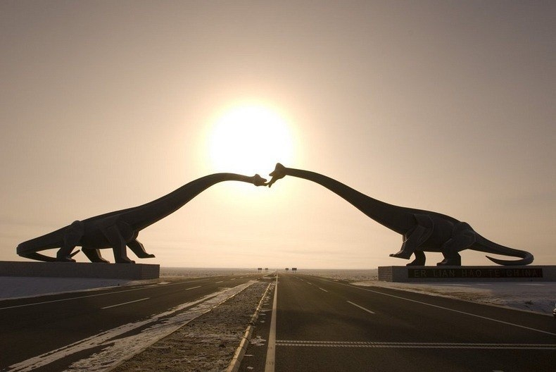 Целующиеся динозавры Эрэн-Хото в Китае