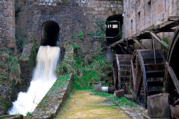 Старинный город-крепость Фужер. Бретань, Франция