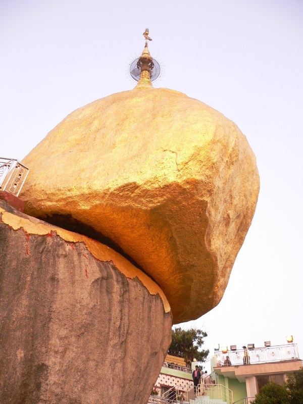Пагода Чайттийо — Золотой камень