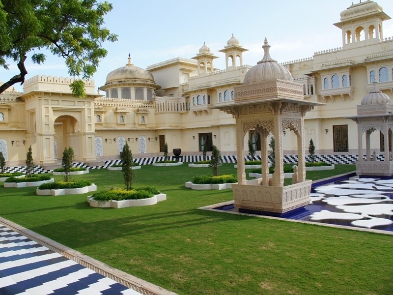 Отель Oberoi Udaivilas - самый шикарный отель в Индии Отель Oberoi Udaivilas - самый шикарный отель в Индии