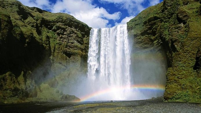Скогафос - самый знаменитый водопад Исландии