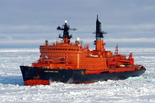 Хозяева Ледовитого океана - атомные ледоколы России.