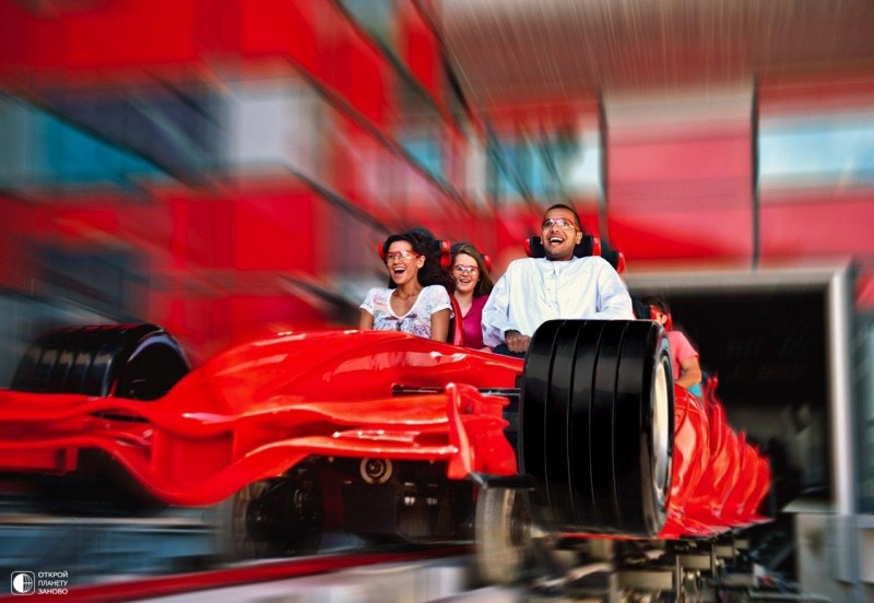 Ferrari World (Абу-даби, ОАЭ) Ferrari World (Абу-даби, ОАЭ)