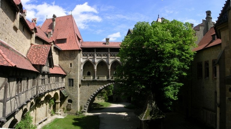 Замок Кройценштайн, Австрия