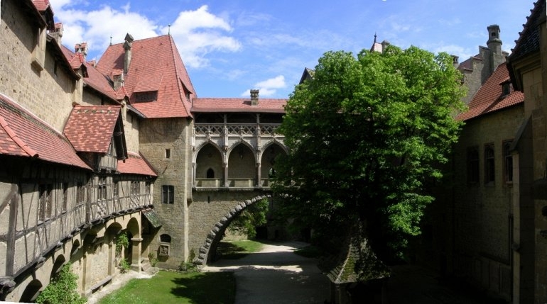 Замок Кройценштайн, Австрия Замок Кройценштайн, Австрия