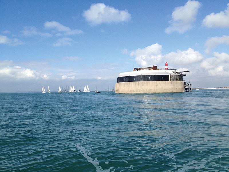 Отель в бывшем военном форте Спитбанк (Spitbank Fort), Англия