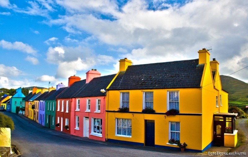 Радужный Кинсейл -  небольшой городок в Ирландии, в графстве Корк.
