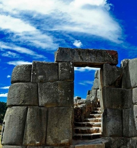 Саксайуаман (Sacsayhuaman), Перу.