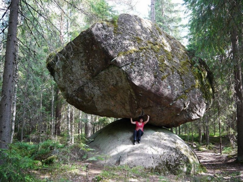 Камень Kummakivi: очередная загадка природы (Финляндия)