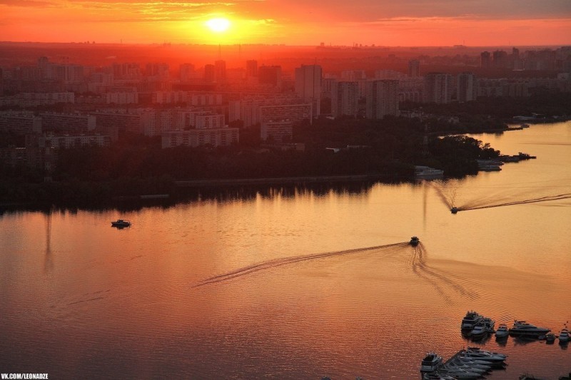 Живописные места в Москве.