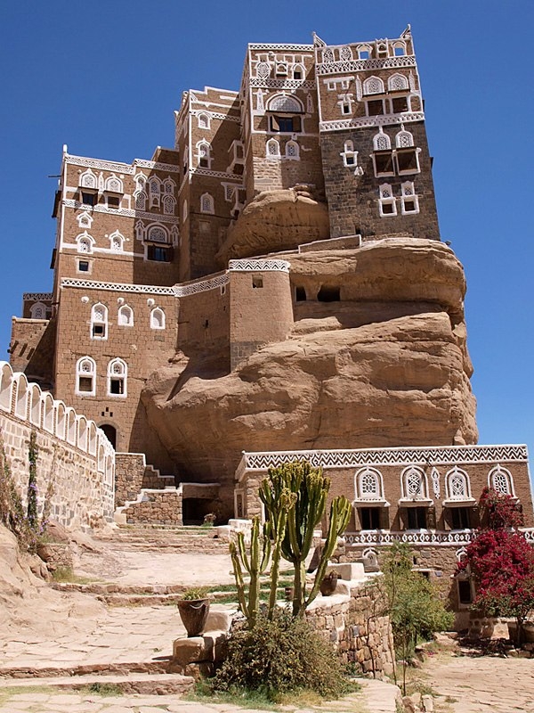 Дворец Дар аль-Хаджар