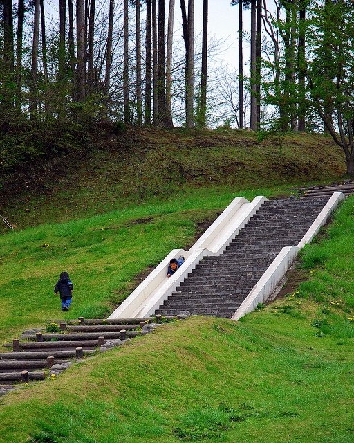 10 удивительных лестниц с горкой.