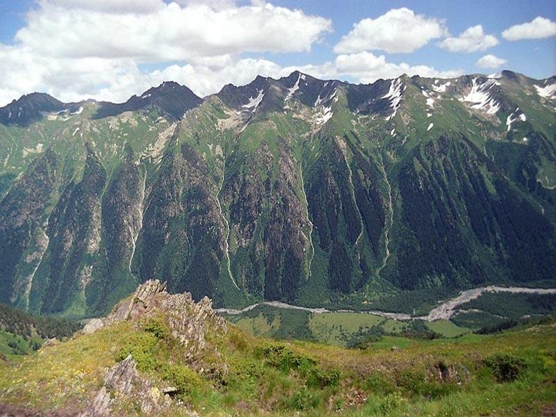 Долина реки София и Софийский хребет,  Карачаево-Черкесия, Россия