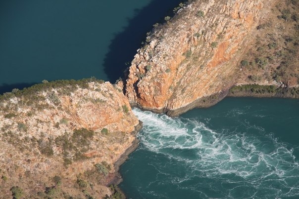 Горизонтальные водопады бухты Талбот, Австралия